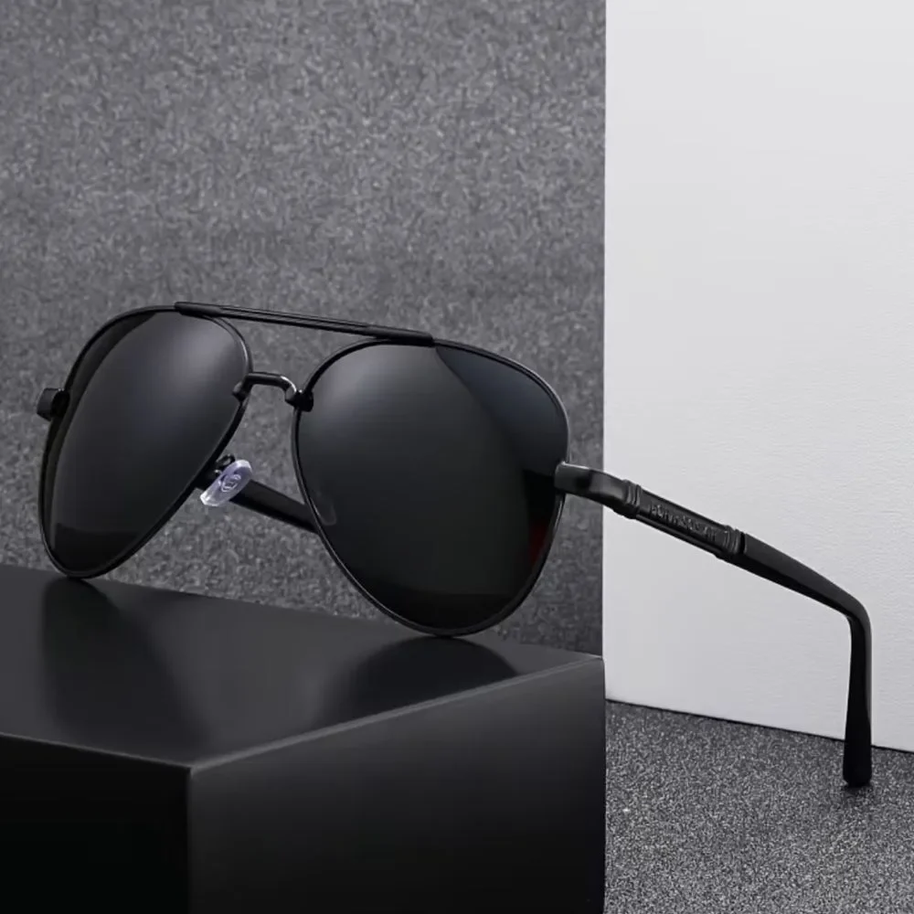 Men's Black Aviator Sunglasses - Classic Polarized Style